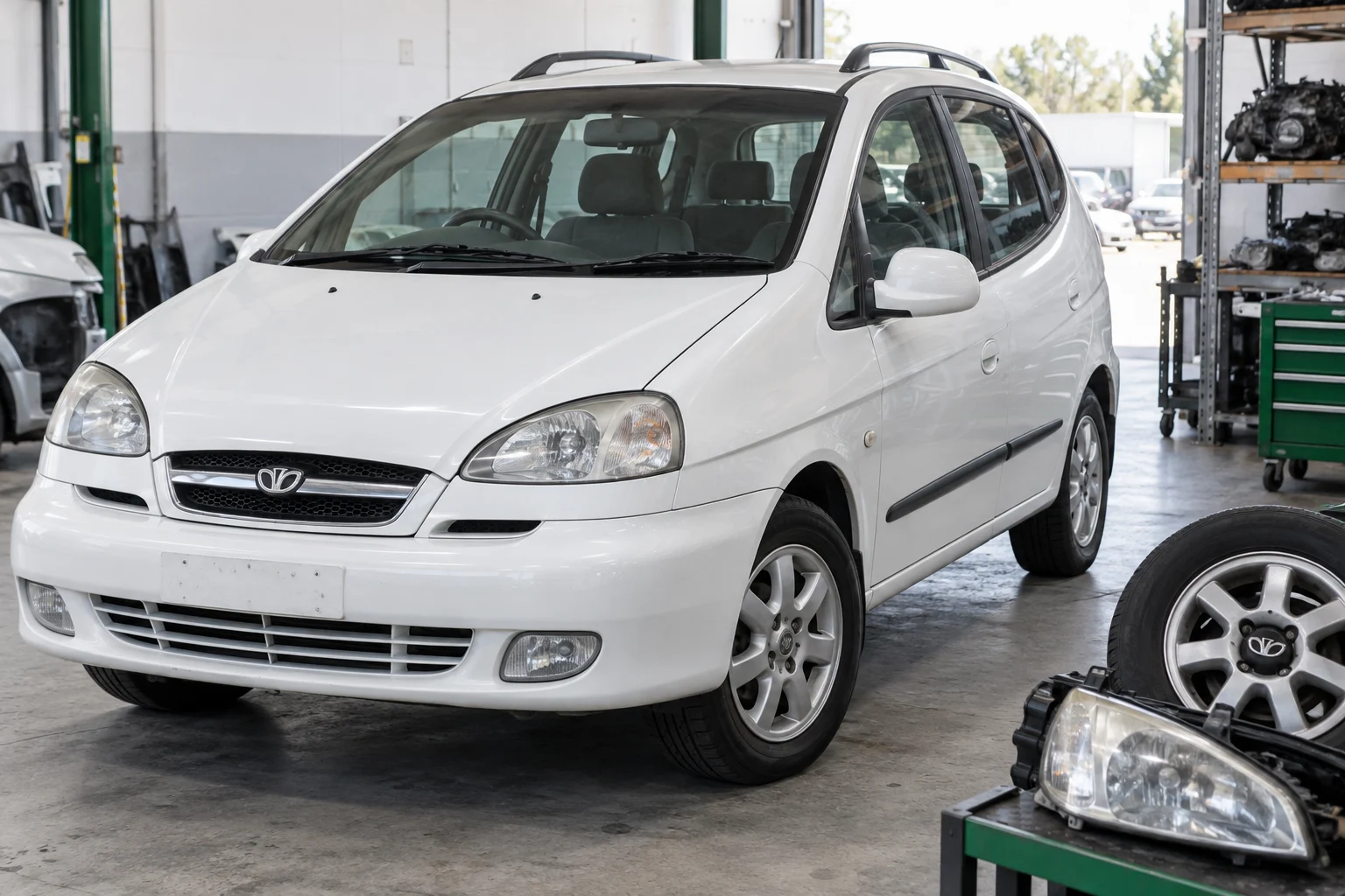 daewoo tacuma 2004 detail